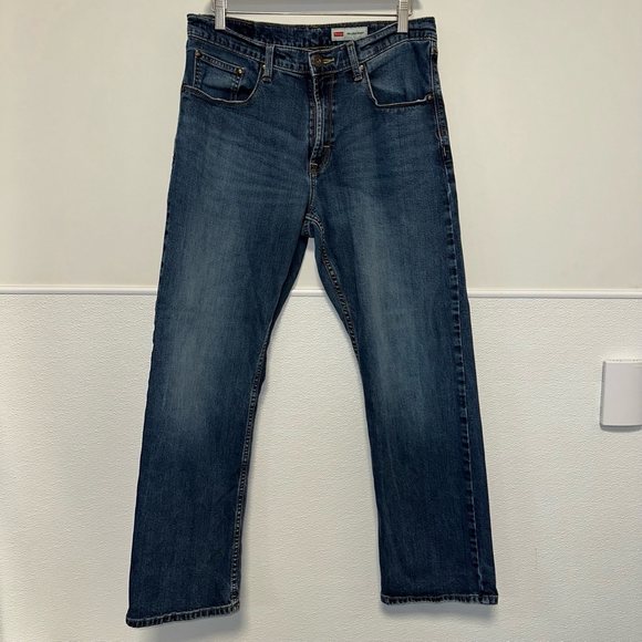 Wrangler Other - Men's Wrangler Relaxed Boot Blue Jeans, 33x30, Dark Wash